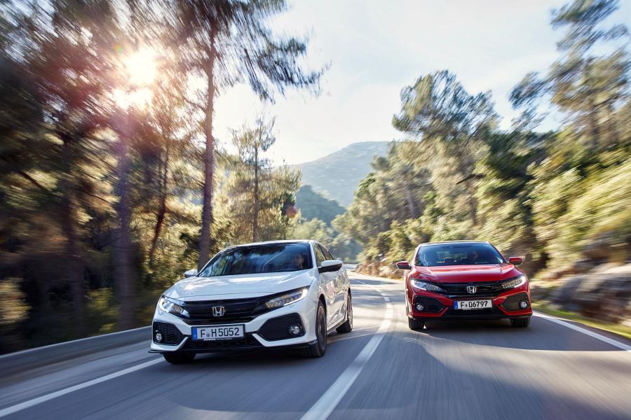  Honda Civic Hatchback 2017 года  (WW) (фото 30 из 43)